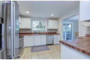 10508 NE 41st St, Vancouver, WA 98682 - Photo 12