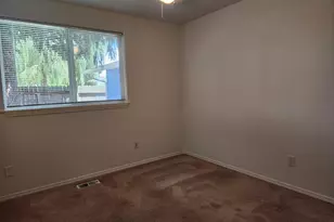 520 Lincoln Ln, Molalla, OR 97038 - Photo 14