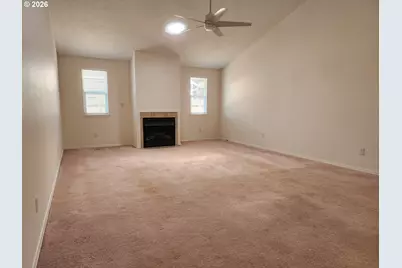 520 Lincoln Ln, Molalla, OR 97038 - Photo 8
