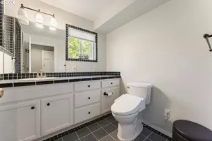 1198 Winsor Ave, North Bend, OR 97459 - Photo 28