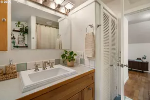 4344 NE 72nd Ave., Portland, OR 97218 - Photo 24