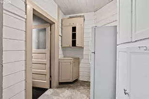 113 NE Fremont St, Portland, OR 97212 - Photo 12
