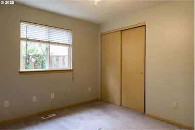 819 N Alexandra Dr, Newberg, OR 97132 - Photo 10