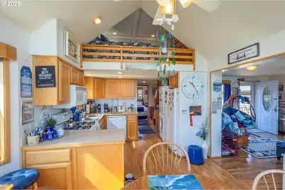 53877 Beach Loop Rd #2, Bandon, OR 97411 - Photo 30