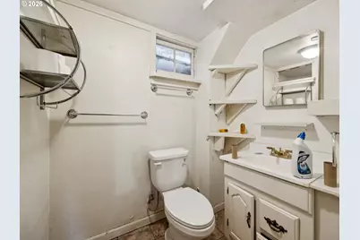 2219 SE 70th Ave, Portland, OR 97215 - Photo 24