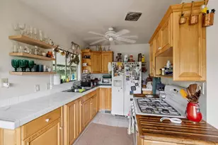 2219 SE 70th Ave, Portland, OR 97215 - Photo 10