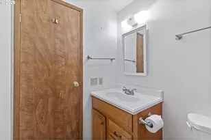570 N 10th Ave, Cornelius, OR 97113 - Photo 12