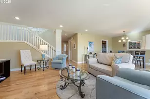 10350 SW Greenleaf Terrace, Portland, OR 97224 - Photo 16