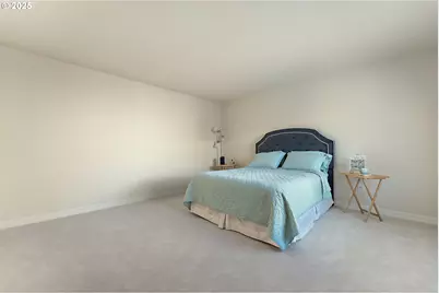 10350 SW Greenleaf Ter, Portland, OR 97224 - Photo 18