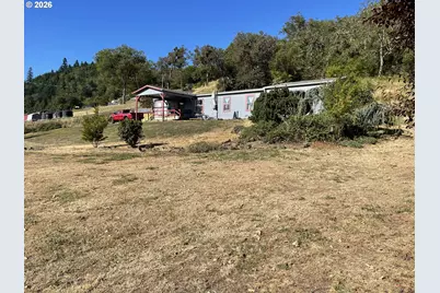13471 Old Highway 99, Myrtle Creek, OR 97457 - Photo 4