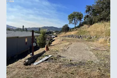 13471 Old Highway 99, Myrtle Creek, OR 97457 - Photo 6