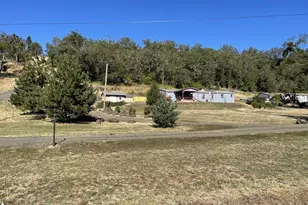 13471 Old Hwy 99, Myrtle Creek, OR 97457 - Photo 2