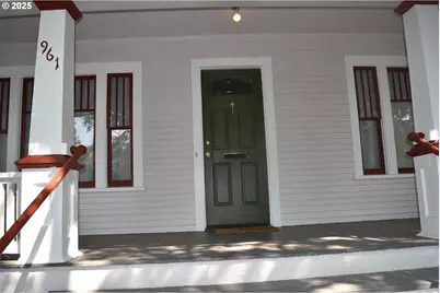 961 Jefferson St, Eugene, OR 97402 - Photo 2