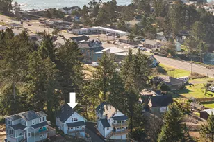 650 NE Lillian Ln, Depoe Bay, OR 97341 - Photo 30