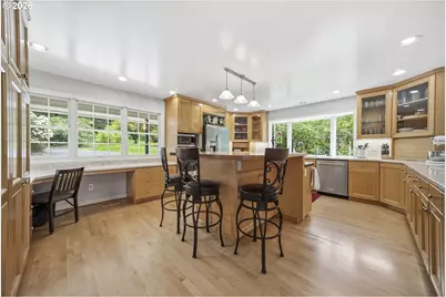 28185 SW Herd Ln, Hillsboro, OR 97123 - Photo 8