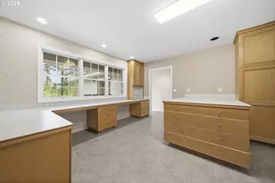 28185 SW Herd Ln, Hillsboro, OR 97123 - Photo 32