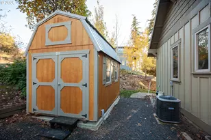 1241 Fruit Valley Ln, White Salmon, WA 98672 - Photo 48