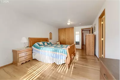 14 SE 199th Ave, Portland, OR 97233 - Photo 16
