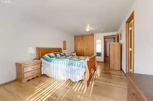 14 SE 199th Ave, Portland, OR 97233 - Photo 16