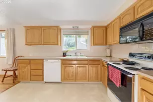 14 SE 199th Ave, Portland, OR 97233 - Photo 12