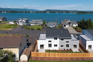 1405 2nd St, Columbia City, OR 97018 - Photo 22