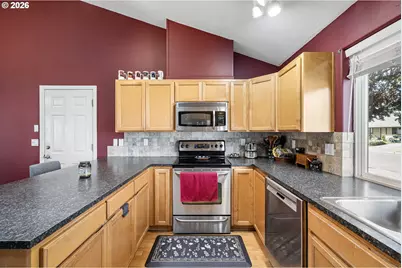4132 N Clarey St, Eugene, OR 97402 - Photo 18