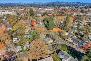 12025 SW 9th St, Beaverton, OR 97005 - Photo 20