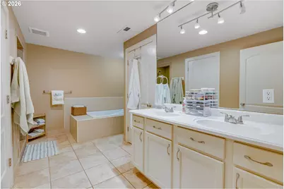15969 SE Lark Ave, Milwaukie, OR 97267 - Photo 26