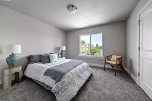 5406 N Cecelia St, Portland, OR 97203 - Photo 8