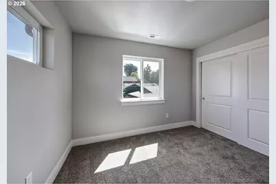 5406 N Cecelia St, Portland, OR 97203 - Photo 12