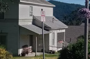 315 E Jewett Blvd, White Salmon, WA 98672 - Photo 2