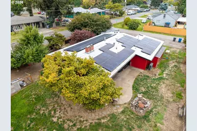 404 36th Ave NE, Salem, OR 97301 - Photo 8