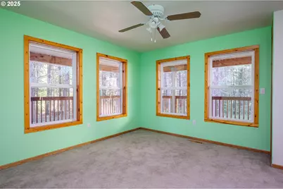 29380 SE Old Ranch Dr, Estacada, OR 97023 - Photo 8