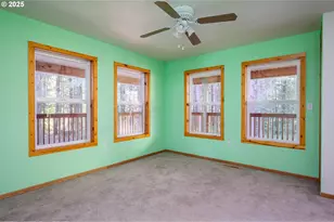 29380 SE Old Ranch Dr, Estacada, OR 97023 - Photo 8