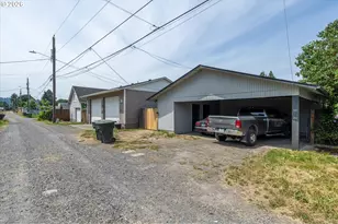 360 24th Ave, Longview, WA 98632 - Photo 34