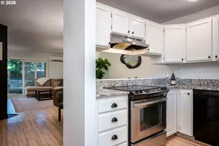 2825 NW Upshur St, Portland, OR 97210 - Photo 14