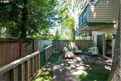2825 NW Upshur St #D, Portland, OR 97210 - Photo 32