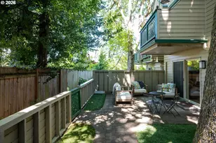 2825 NW Upshur St, Portland, OR 97210 - Photo 32