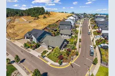 142 NW Canyon Creek Dr, McMinnville, OR 97128 - Photo 4