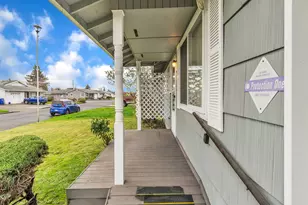 1749 Thompson Rd, Woodburn, OR 97071 - Photo 8