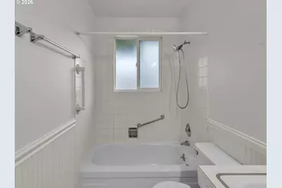 1749 Thompson Rd, Woodburn, OR 97071 - Photo 28