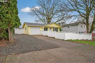 424 S 9th St, Saint Helens, OR 97051 - Photo 4