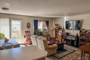 18309 Portland Ave, Gladstone, OR 97027 - Photo 6