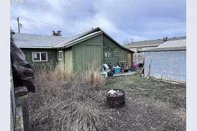 306 4th St, Baker City, OR 97814 - Photo 8