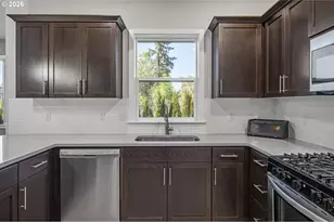18529 SW Bluebird Ln, Beaverton, OR 97003 - Photo 10