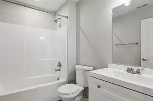 2421 NE 54th St, Vancouver, WA 98663 - Photo 26