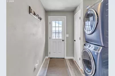 4201 Wadsworth Ln, Salem, OR 97317 - Photo 12