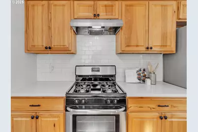 4201 Wadsworth Ln, Salem, OR 97317 - Photo 10