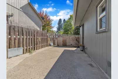 4201 Wadsworth Ln, Salem, OR 97317 - Photo 24