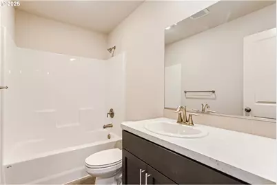 1029 Clemson St, Woodburn, OR 97071 - Photo 16